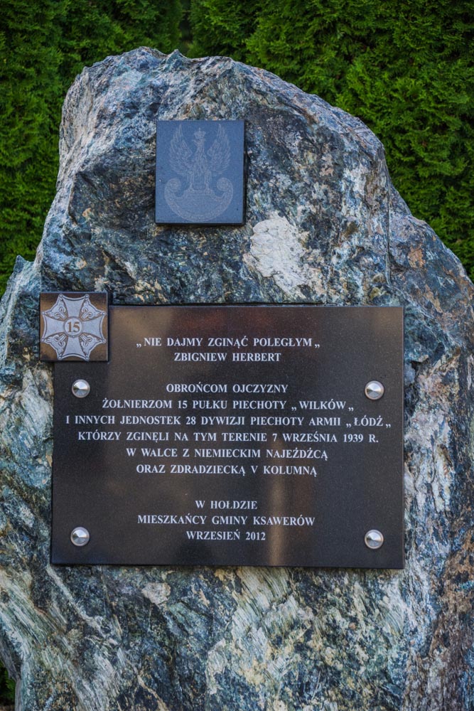 Pomnik "Nie dajmy zginąć poległym" w Ksawerowie